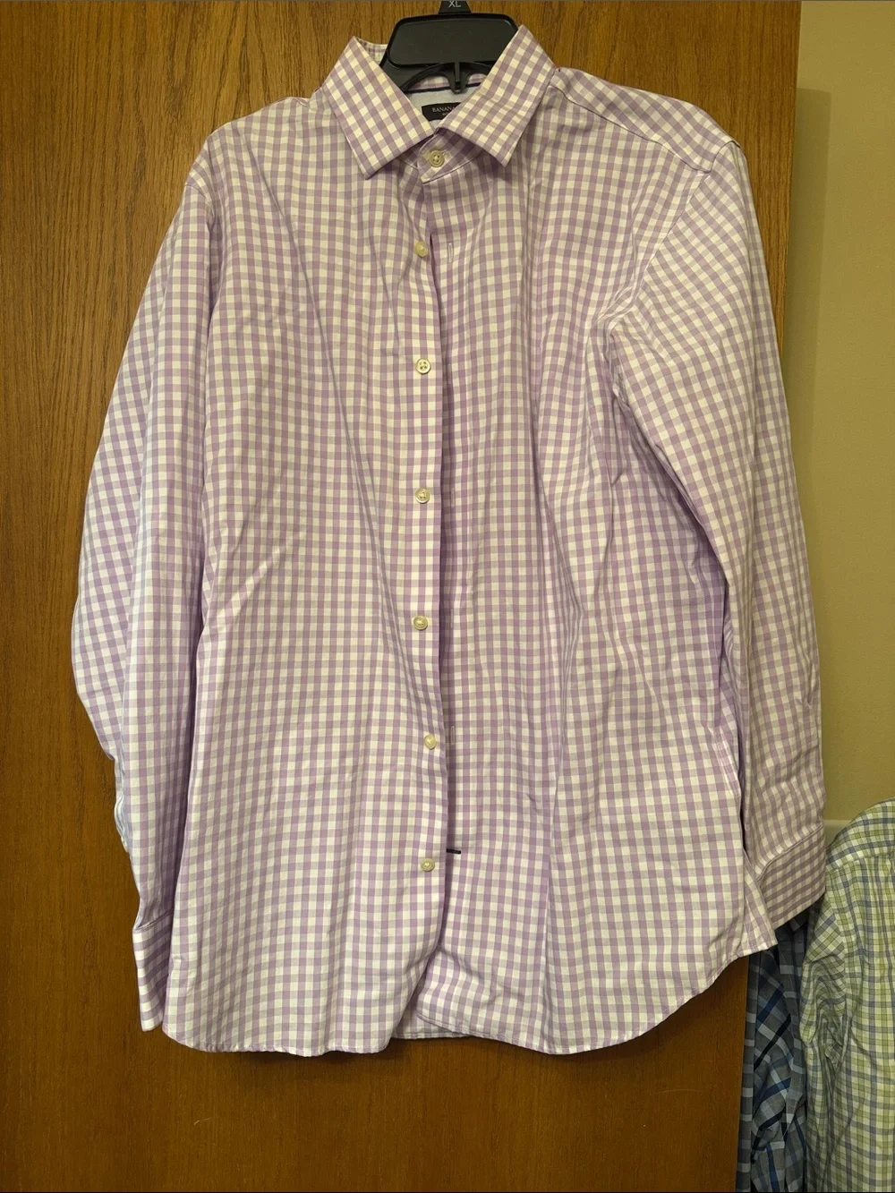 4 Banana Republic Men's Plaid Button-Down Shirt - Blue, Light Green, Pink, White